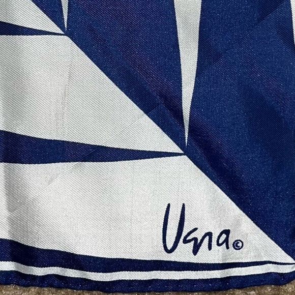 UGRA Geometric Blue and White Silk Blend Scarf - Picture 6 of 7